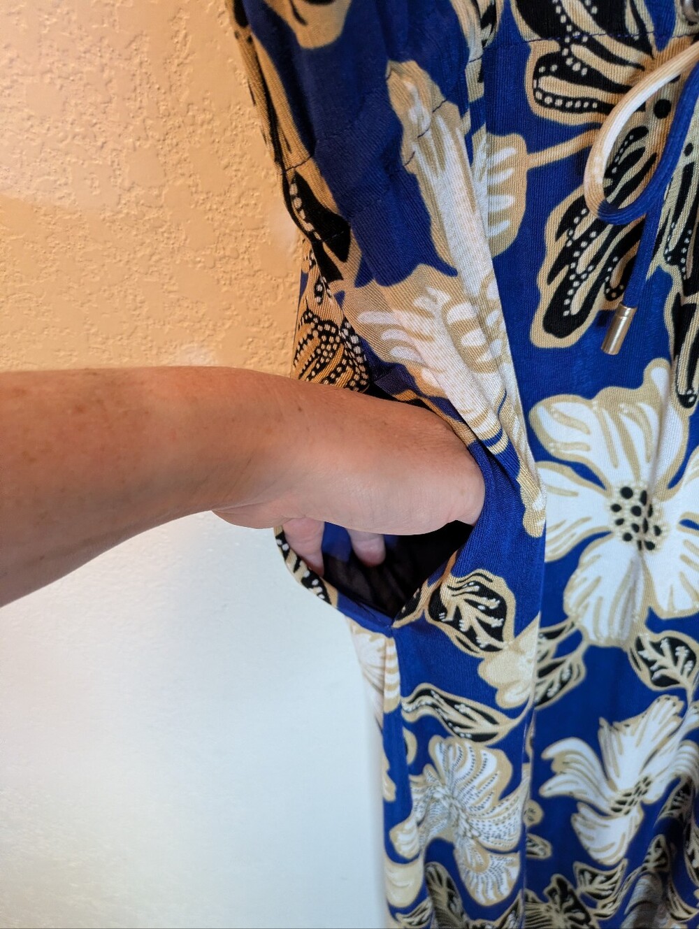 Chico's By Travelers Blue Floral Sleeveless Maxi Dress - Picture 9 of 10
